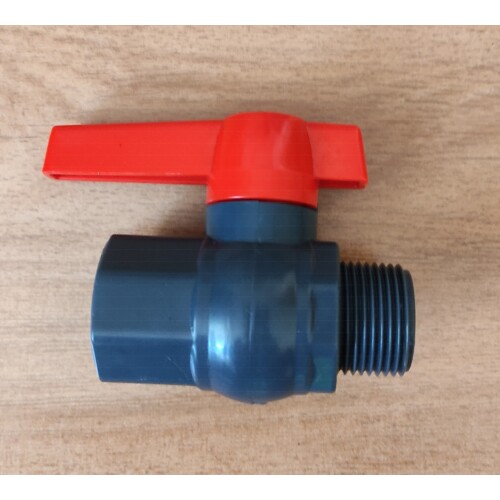 Plastový guľový ventil MF 1''